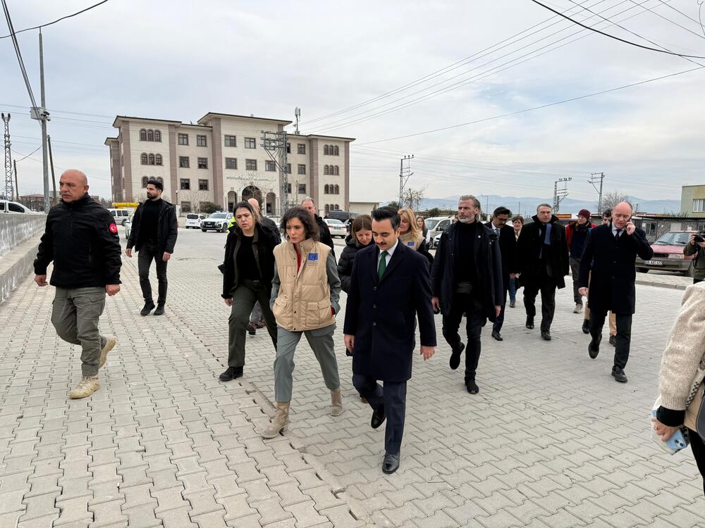 İlçemizde Avrupa Komisyonu Eşitlik, Hazırlık ve Kriz Yönetimi Komiseri Sn. Hadja Lahbib incelemelerde bulundu 